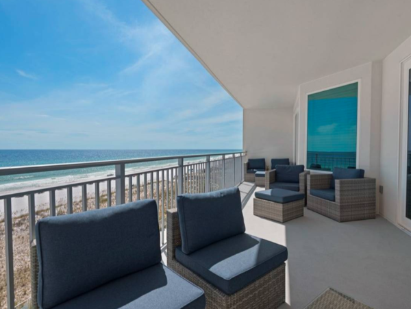 Luxurious Gulf Front Condo on Okaloosa Island - Your Beach Retreat